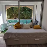 La Faviere Avec Clim, Balcon Et Place De Parking Privée * Bormes-les-Mimosas