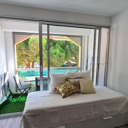 La Faviere Avec Clim, Balcon Et Place De Parking Privee Bormes-les-Mimosas